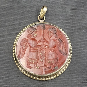 Ancient Greeco Roman Silver Pendant: King and Queen Intaglio Carving