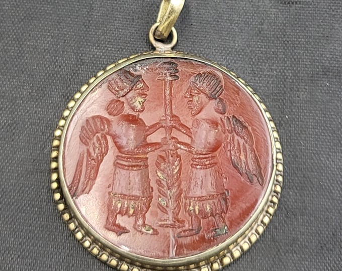 Ancient Cicra 7th-12 Century Greeco Roman King and Queen Wings Intaglio Carved Antique Silver Pendant