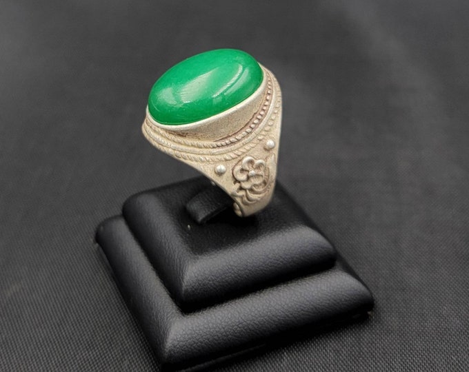 Natural Green Jade Stone Antique Silver Beautiful Adjustable Ring