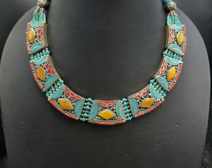 Beautiful Vintage Old Silver Necklace With Natural Turquoise Coral Stone