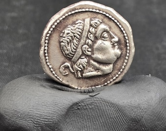 Antique Cicra Greek Roman Empire 3rd-4th Century Silver Soild Coin Antique Silver Coin