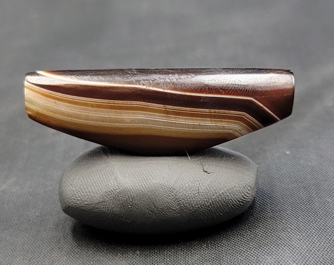 Ancient Himalayan Indo Tibeten Sulimani Old Banded Agate Stone Unique Shape Rare Pendant Stone Antique Amulet Pendant