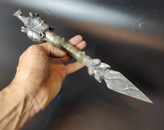 Beautiful Rare Tibetan Ritual Dagger (Phurba) Silver Handcrafted Mahakala 3 Face Art Deco