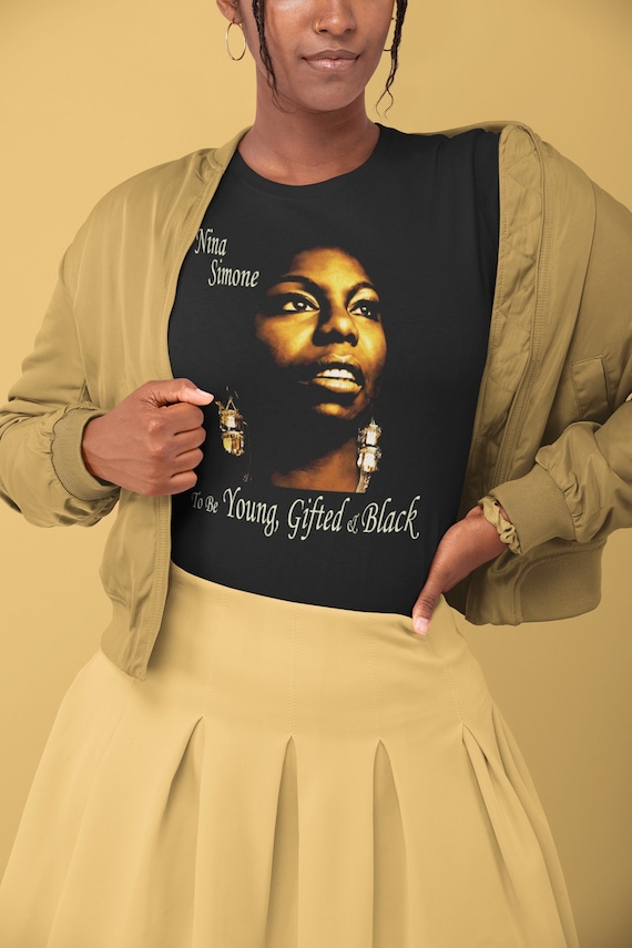 大人気新品セール ブ T Simone Nina Shirt, Soul Unisex Text, With Print Graphic ミュージシャン