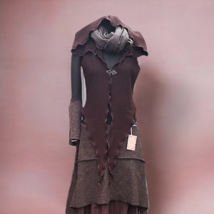 Waistcoat “Freja” made of fulled wool with a large, asymmetrical hood. brooch in front. Elf vest witches fantasy clothing