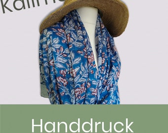 Maxi cloth with blue flowers, hand print