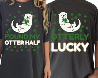 Camiseta divertida de nutria para parejas del Día de San Patricio. Camisetas a juego para parejas. Camisetas divertidas para él y para ella. Camisetas gráficas de nutria de río de San Patricio. Linda camiseta de nutria marina.