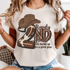 Fun Western Zweite Klasse Back to School Unisex Comfort Farben T-Shirt - Fun Western Lehrer-Shirt, Lehrer Geschenk Cowboy-Liebhaber, stückgefärbt