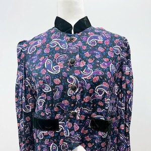 Vintage Purple Floral Top // Paisley Blouse // Vintage Paisley Shirt // 90s Military Style Top