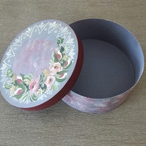 Folk Art Box, Hand Painted Folk Art Box, Gift Box, Jewlery Box, Trinket Box, Hand painted fold art