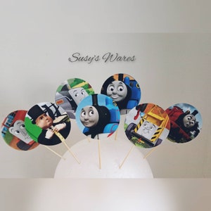 15 Thomas the Tank Engine Cupcake Toppers, Upcycling Buch, Thomas und Freunde Cupcake Toppers, Thomas the Tank Engine Party, Cupcake Toppers