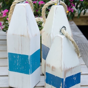 Handcrafted Vintage Style Lobster Buoy Set: Nautical Beach Decor