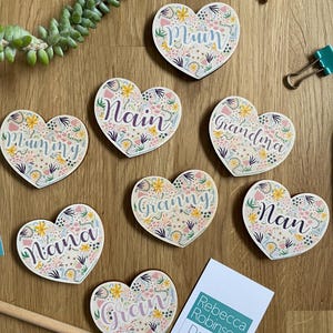 Houten magneet voor mama, mam, Mamgu Nan | Lente hart bloemdessin | Duurzaam hout | Moederdag Verjaardagsbedankje Cadeau en kaart