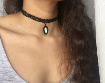 DAINTY labradorite choker, choker necklace labradorite, macrame choker, labradorite iridescent choker, custom choker