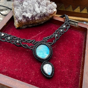 Moonstone macrame choker with labradorite, elegant gothic jewelry, powerful stone talisman, pagan, witch choker necklace, black macrame