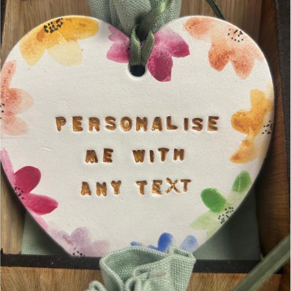 PERSONALISED Sentimental Heart Gift, Custom Colour Hand Painted Floral Heart, Hanging Heart, Birthday Gift, Wedding Gift Thank You, Get Well