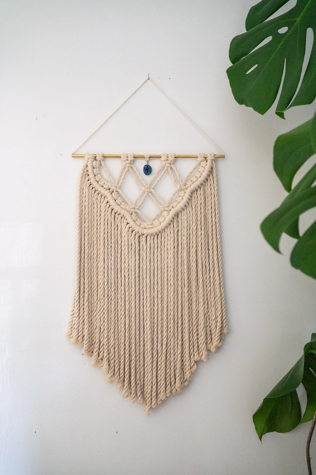 Simple Macrame Wall Hanging With Small Geode Detail / Boho Etsy