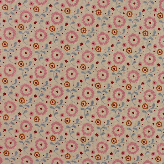 Craft Fabric metre//fat quarter Red Cotton Fabric Tilda AppleButter Shirley
