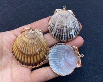Natural Unique Shape Gold plated Shell Pendants Seashell Charms YT001