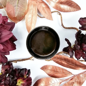 Venetian Bronze Lux Metallic Paint - Paint Couture | Smooth Satin Finish