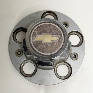 Vintage 1980s Chevy 4x4 Center Cap | Metal Chevrolet Caps