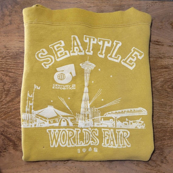 vintage 1960s worlds fair Gem