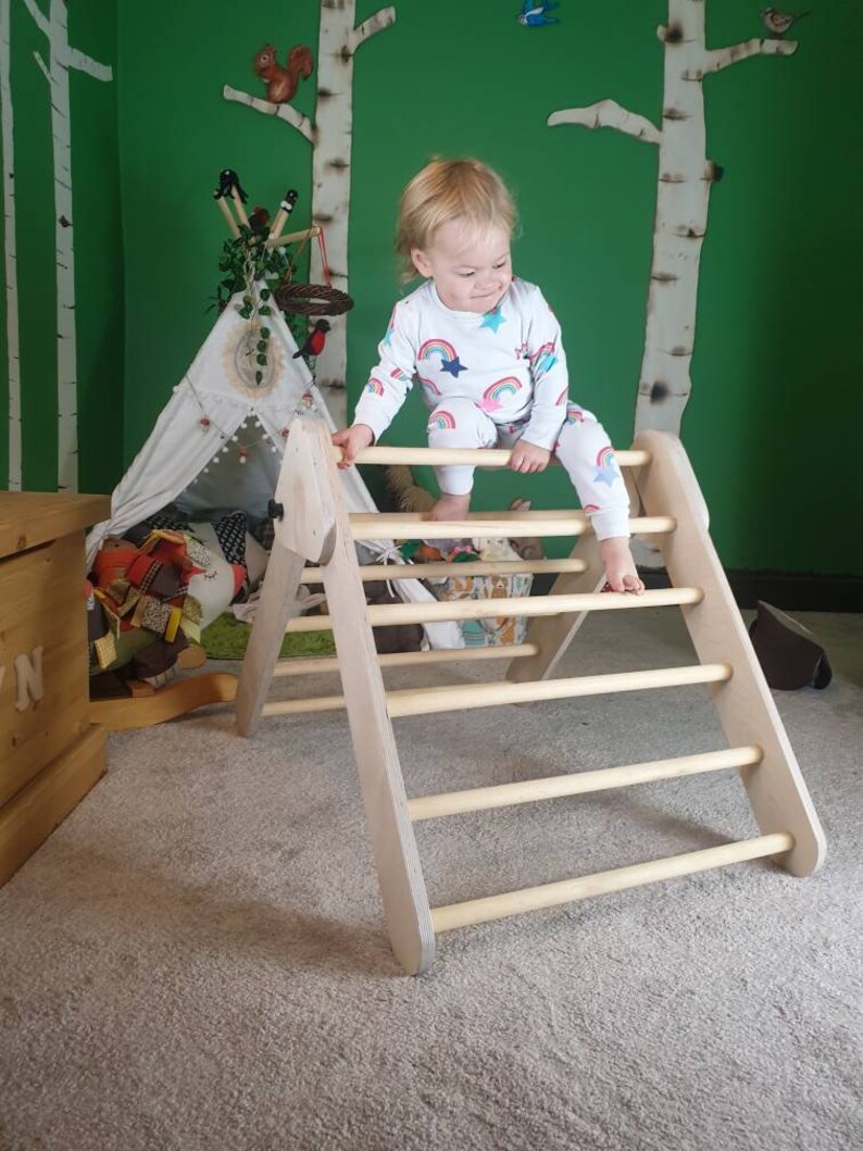 Pikler triangle / indoor toddler climbing frame. Fully | Etsy