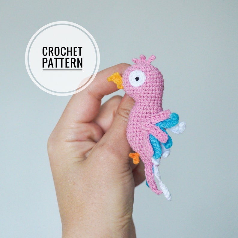 Crochet PATTERN amigurumi parrot brooch jewelry Pdf pattern in English image 1