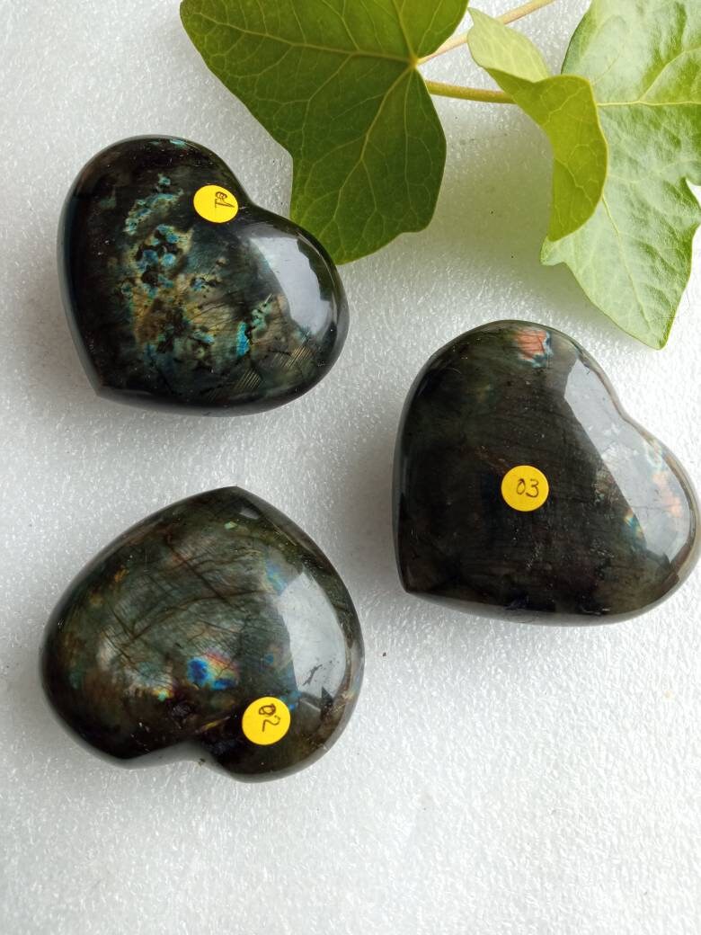Vente à L'unité Coeur en Labradorite de Madagascar