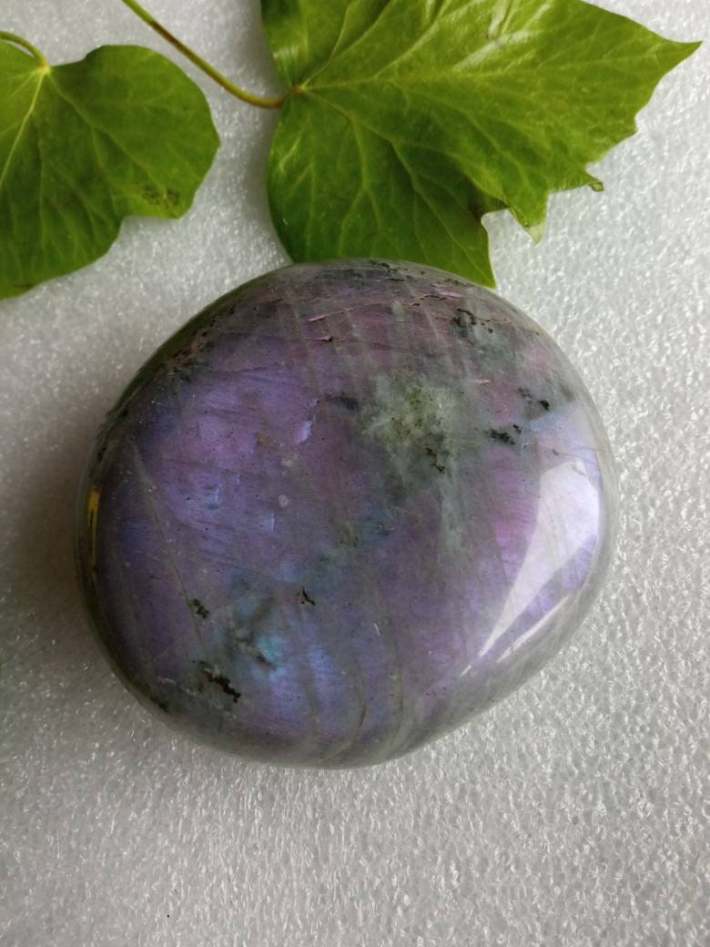 Galet Gm Labradorite 172Gr