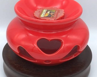 Read heart melt warmer on Wenge wood base, heart melt warmer, Wenge wood, red melt warmer, valentines gift, gift for her, lady's gift, melts