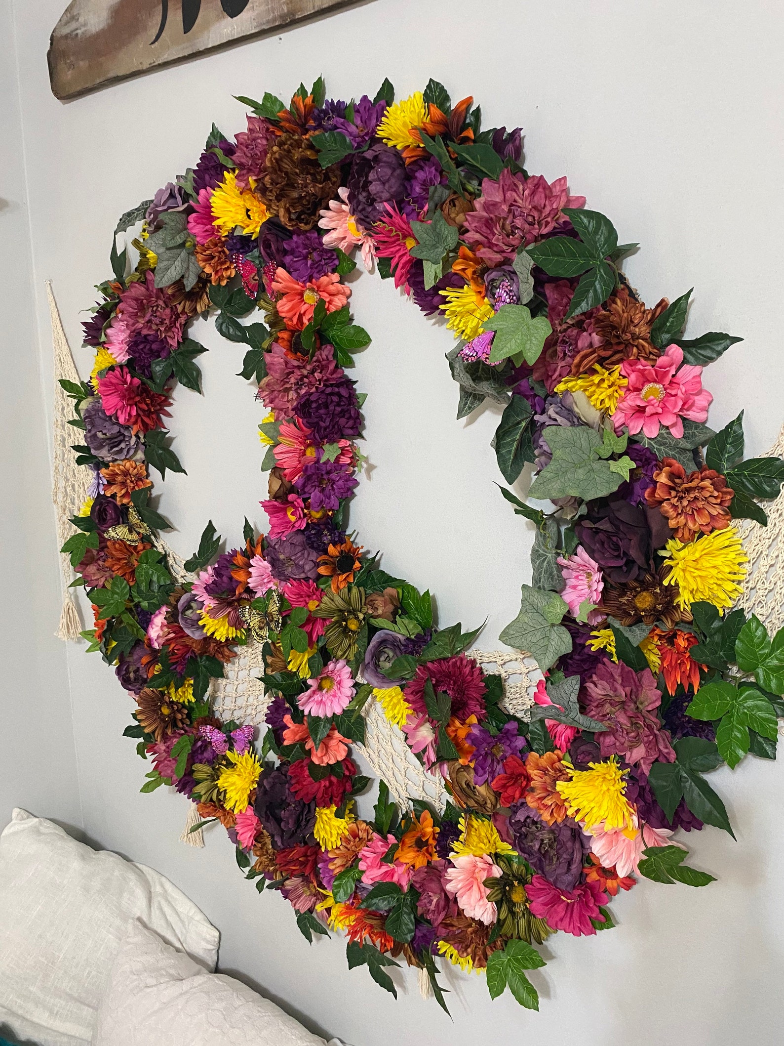 Peace Out Floral Wall Hanging Faux Flowers Vsco Retro 70s Etsy