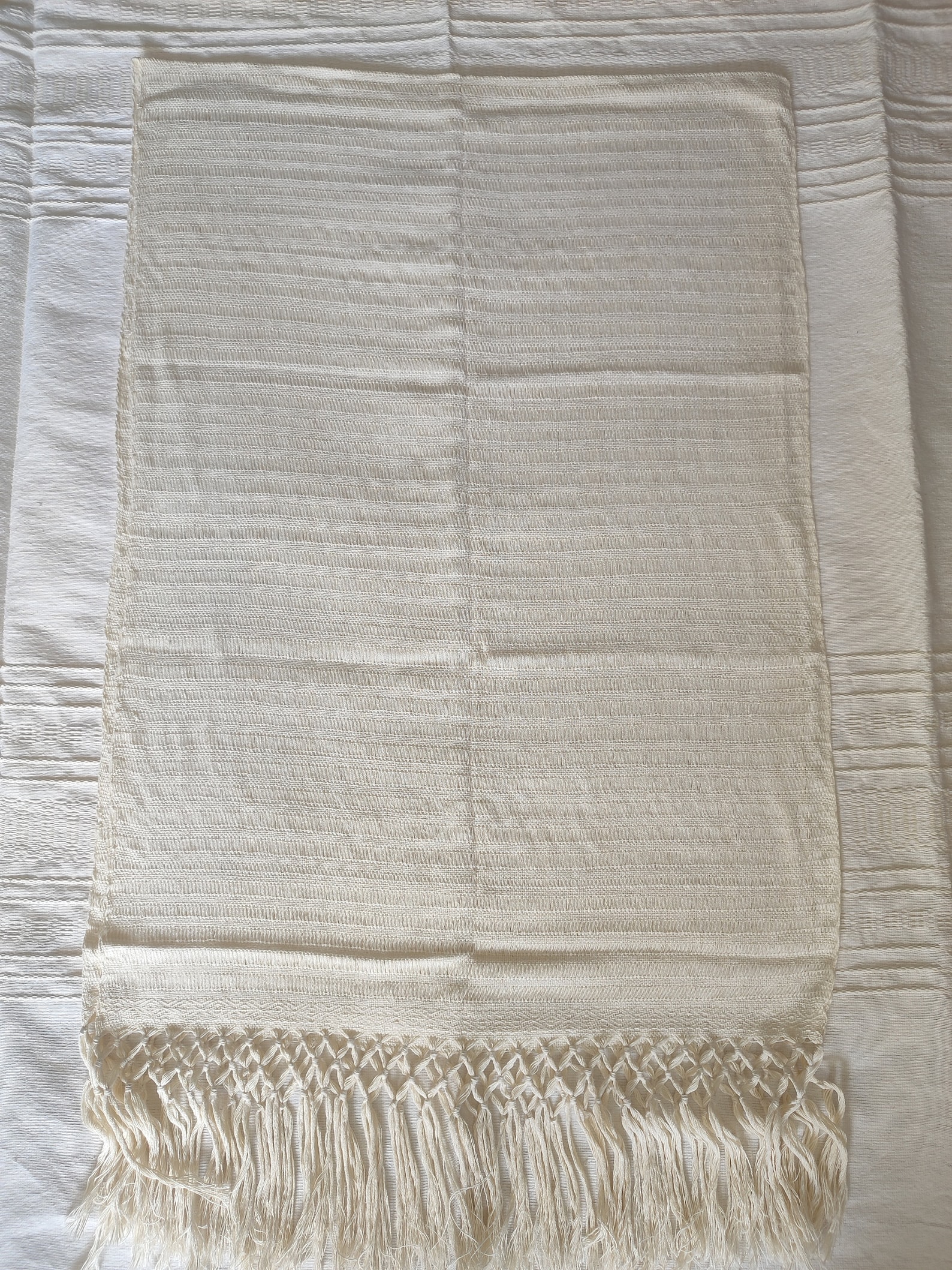 shawls for wedding favors