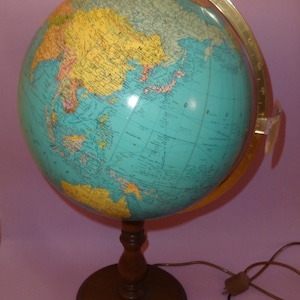 Riesengroße Globus Beleuchtung beleuchtete Erdkarte Deutschland 1970er Jahre, Riesengroße Desktop Rotating JRO Multi-Globus mit Zeitzonen Earth Map Globe Works!