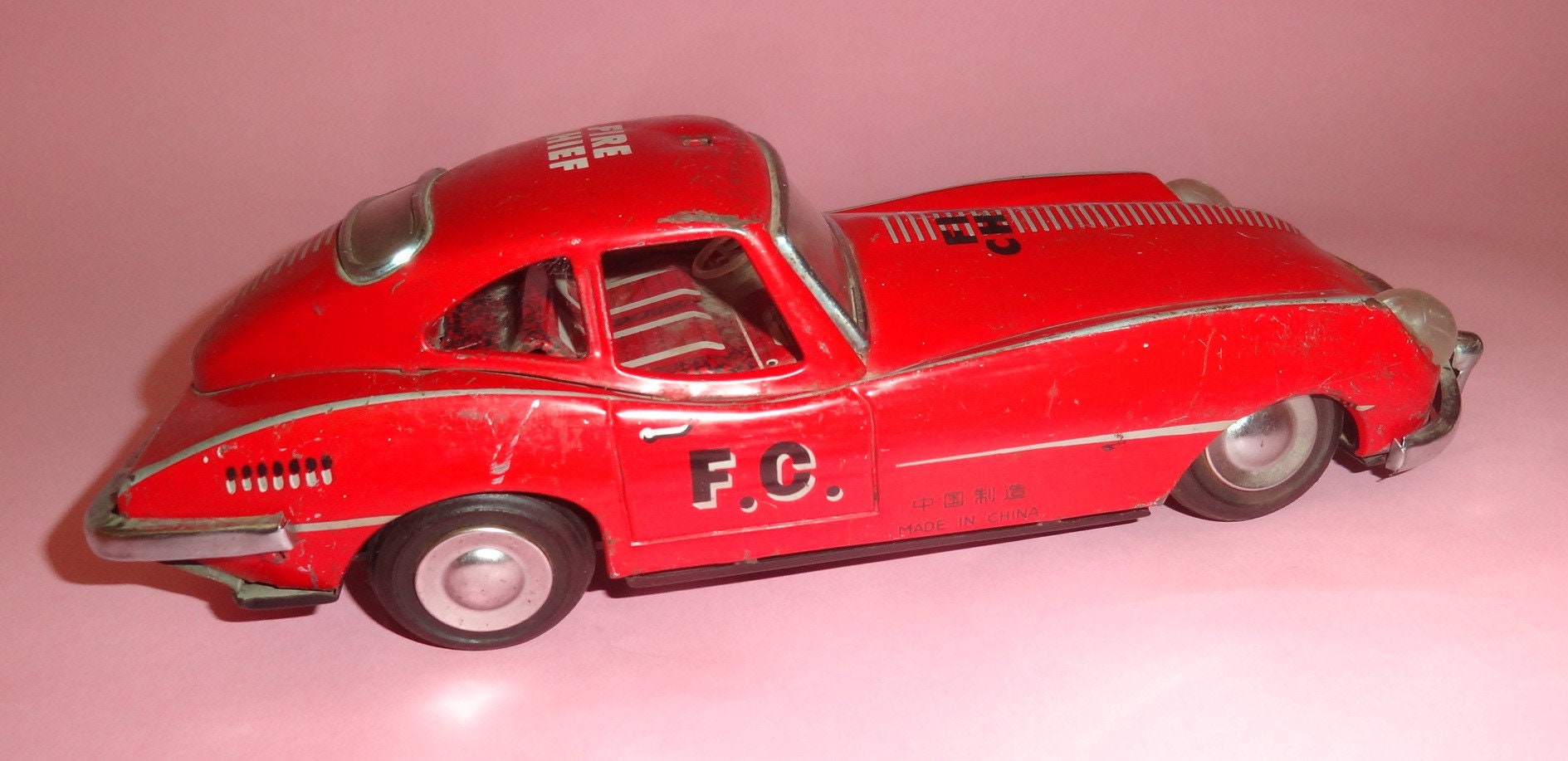 Vtg CHIEF FIRE F.C. ME 627 Tin Metal Litho Car Battery Op