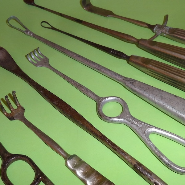 Vtg SURGICAL MEDICAL TOOLS Lot 8 pcs 1920's, Hospital Doctors Surgeon's Medical Instruments Tools early 1900's, Old Collectible Medical Kit