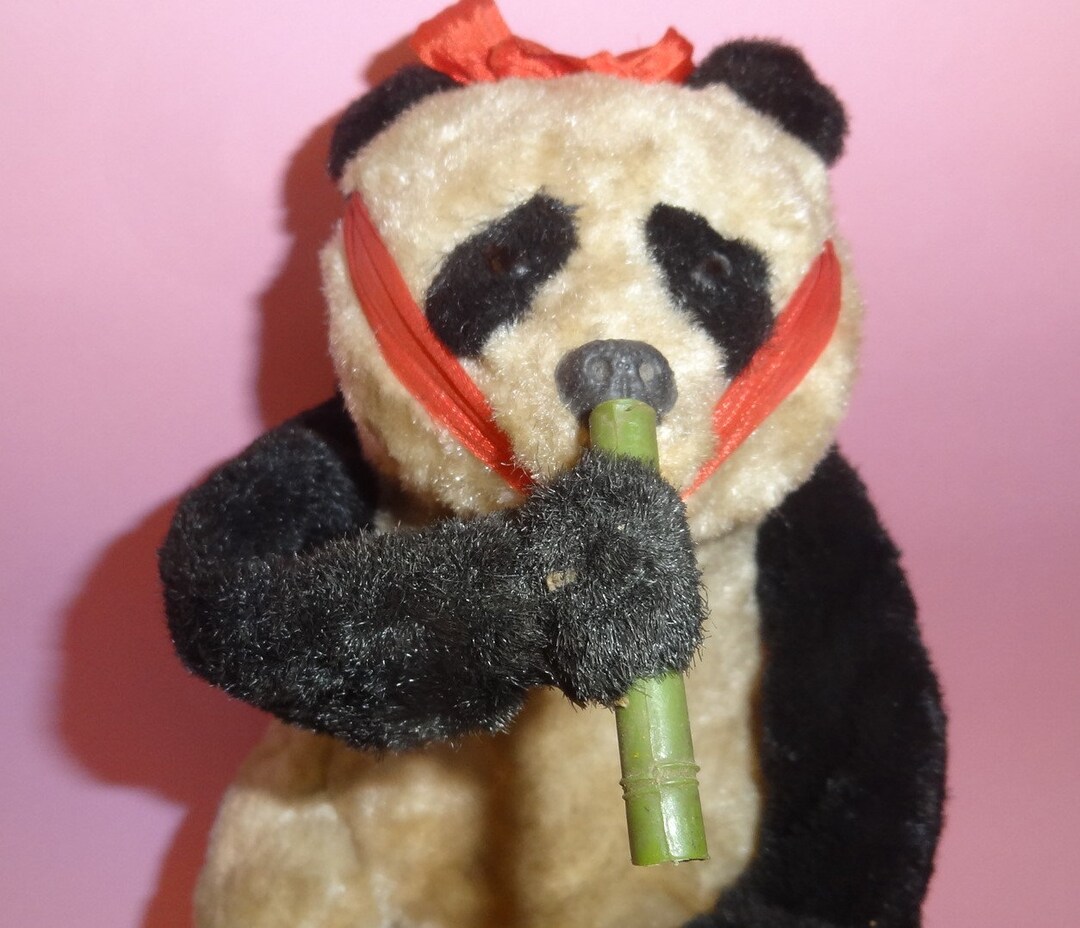 Vtg BORRELENDE PANDA BEER Op Borst M E 781 Tin Batttery Op. Toy China  1960's, Old Animal Panda Bear Figure Toy, Old Animal Toy Panda Bear - Etsy  België, image size:1080x928