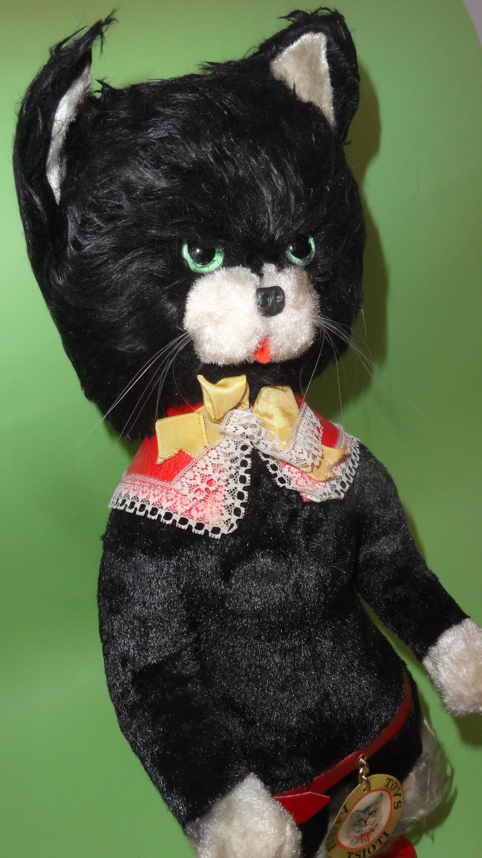 Puss in boots doll France