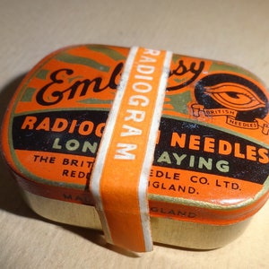 Vtg BOTSCHAFT RADIOGRAM NADELN England in Original Blechdose 1950er Jahre, British Long Playing Old Gramophone PhonographEn Nadeln in Blechdose