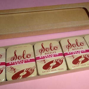 Vtg SOLO NADELN EXTRA laut Ton Grammophon Grammophon Nadeln 5 versiegelte Boxen in Packung Deutschland 1950er Jahre, Original deutsche Grammophonnadeln 50s