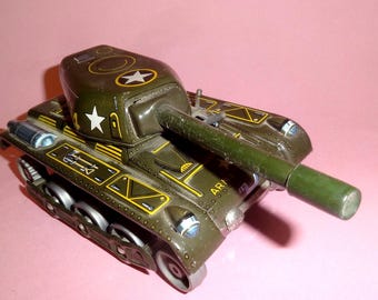Vtg ARMY TANK M-24 Modern Toys Tin Metal Litho Wind-Up War Vehicle Japan 1970&#39;s, Old Tin Military Battle Tank, Collectible Tin Army Tank Toy
