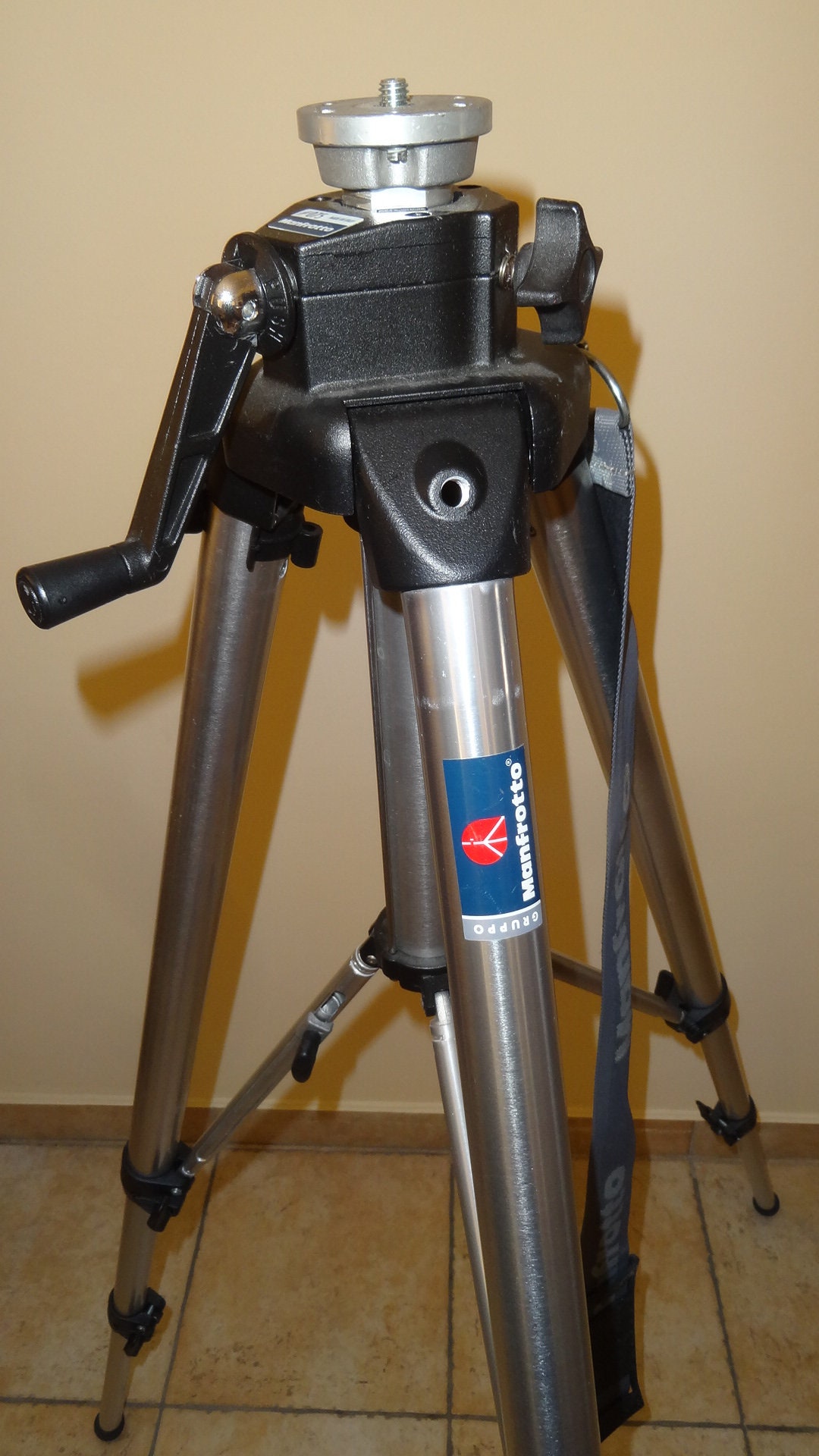 MANFROTTO 074 TRISPECIAL カメラ三脚サポート オリジナルボックス入り