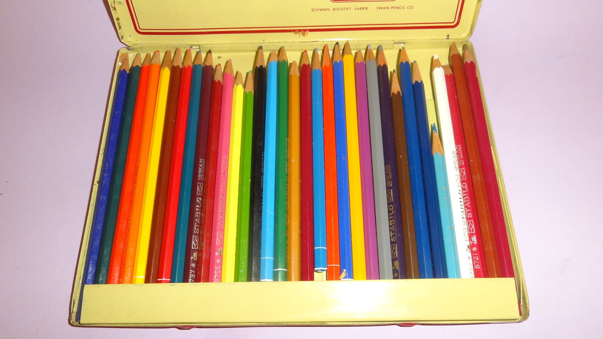 Vintage SWAN STABILO Tin Litho Case W/33 Colored Pencils Germany