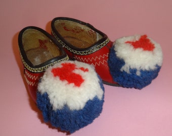 Vtg GREEK TSAROUCHIA TRADITIONAL Tsolias Shoes 1970&#39;s, Greece Old Hand-Crafted Leather Tsarouhia, Greek Traditional Uniform Kids Evzon Shoes