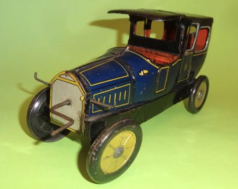 MATTHIAS HESS Antique Tin Clockwork Limousine Car Germany 1930's