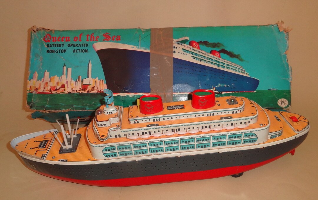 Toy ship best sale in water