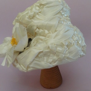 Women's Old Hats, Simone-Emilienne Paris Hat, Old Slouchy Hat, Vintage Crochet Hat, Old-Fashioned Ribbon Hat, Old Theatrical Hats, Retro Hat