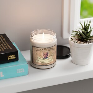 Joe Biden's Flikkerende cognitieve vermogen 9 OZ Sojawas Blend geurkaars, grappige kaars, humoristische lontkaars, cadeau-idee, bestseller afbeelding 4