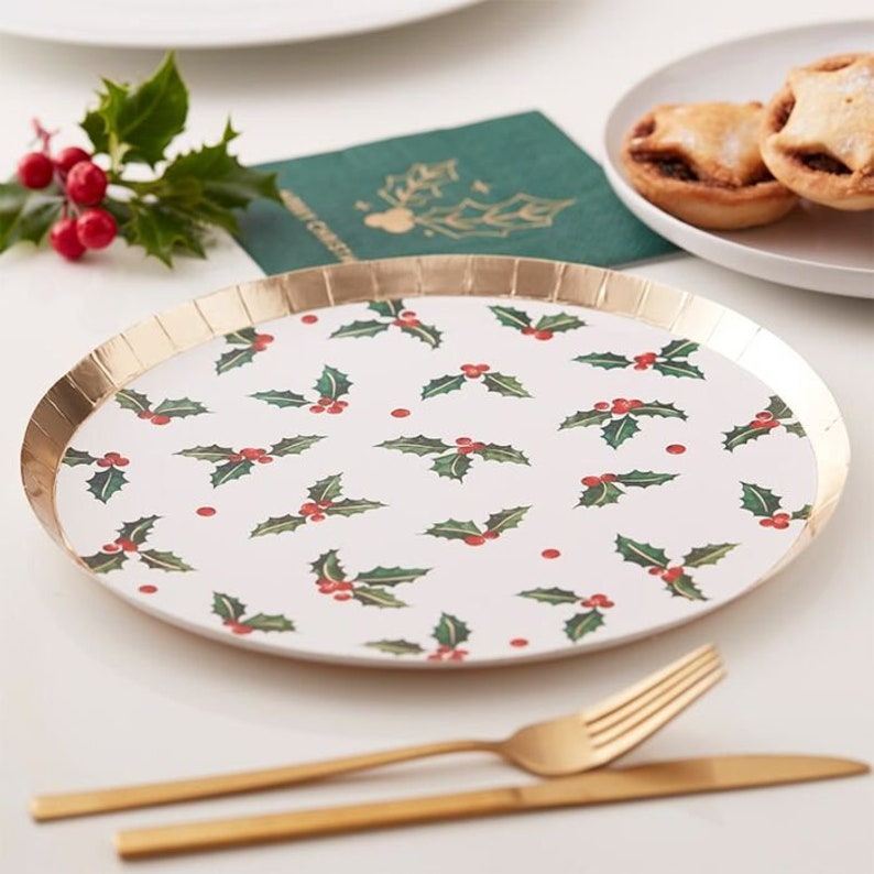 8 Holly Gold Christmas Paper Plates Christmas Decorations Christmas Holly Christmas Dinner Plates Green Gold Christmas Party Plates
