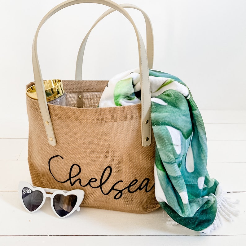 Personalised Jute Shopping Bag Bachelorette Party Bag Birthday Gift Hen Party Bag Bridal Shower Bag Custom Name Bag Bride Gift